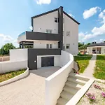 Apartamento Master Road House