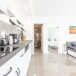 Apartamento Master Road House *