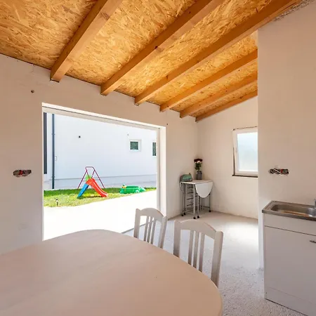 Lägenhet Master Road House