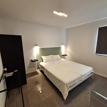Lägenhet Master Road House