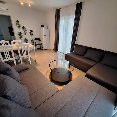 Master Road House Lägenhet *