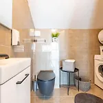Master Road House דירה *