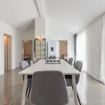 Apartmán Master Road House