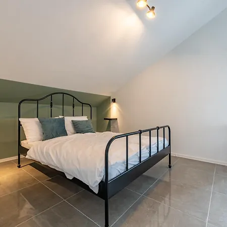 Master Road House Maslenica