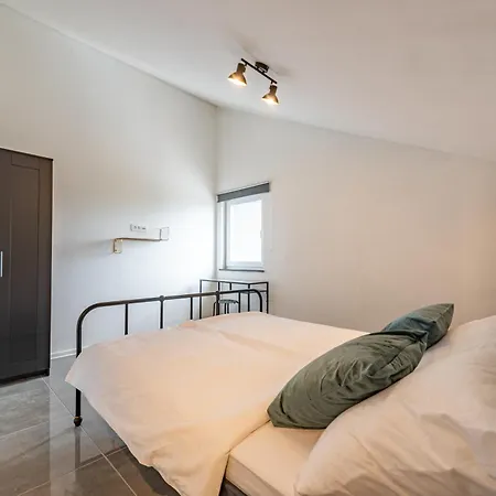 Master Road House Apartment Maslenica