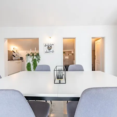 Master Road House Apartment Maslenica