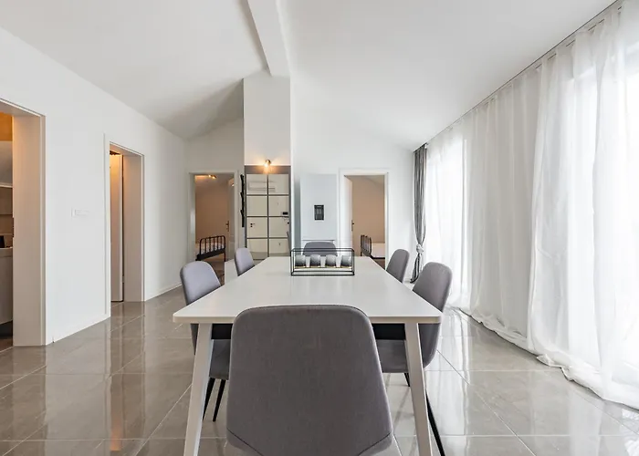 Apartament Master Road House