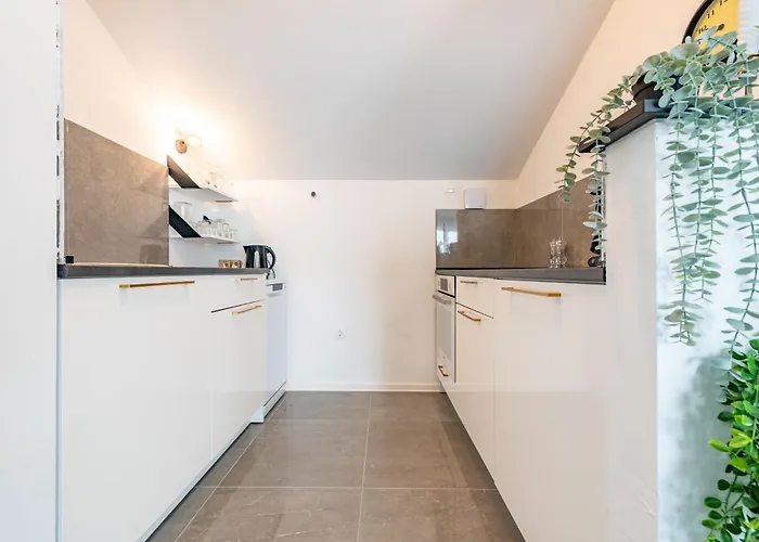 Master Road House Appartement *