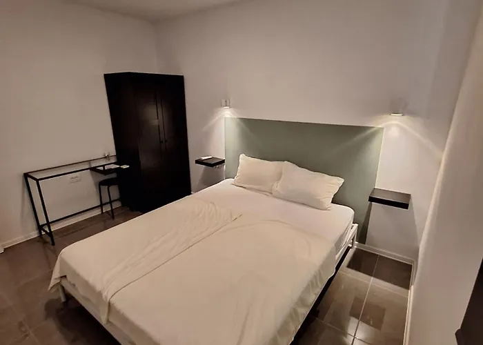 Master Road House Appartement